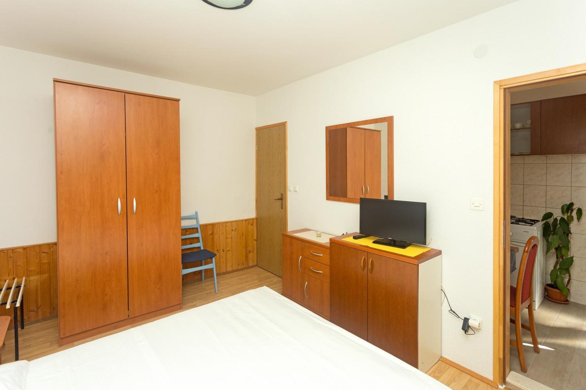 Apartments Dora フヴァル エクステリア 写真